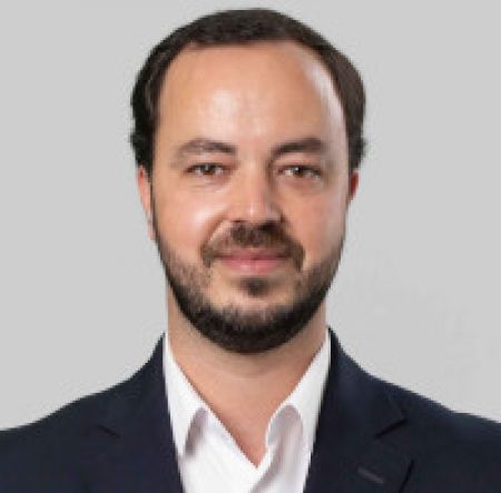 V&iacute;tor S&eacute;rgio Lopes Dias